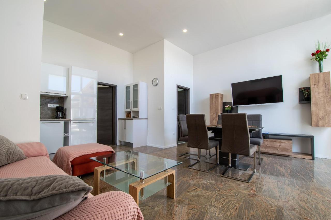 Apartments Lantina 베티나 외부 사진